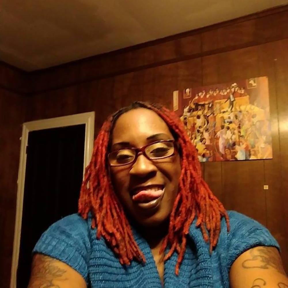 Meet your Posher, Ghenya