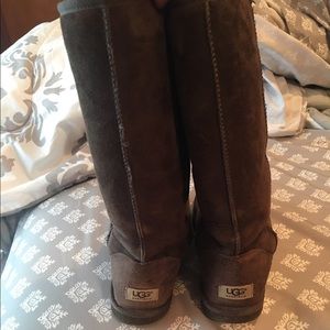 Ugh boots, size 10!