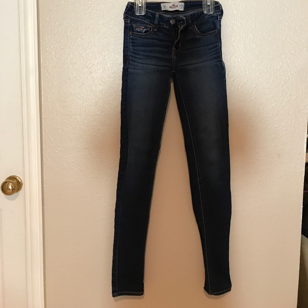 Hollister skinny jeans!