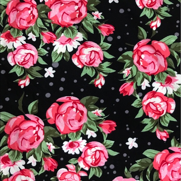 Plus Size TC Polka Dot Rose Garden Leggings - Picture 2 of 6