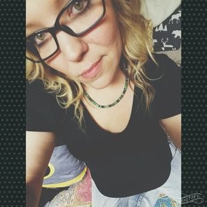 Meet your Posher, Rockiena