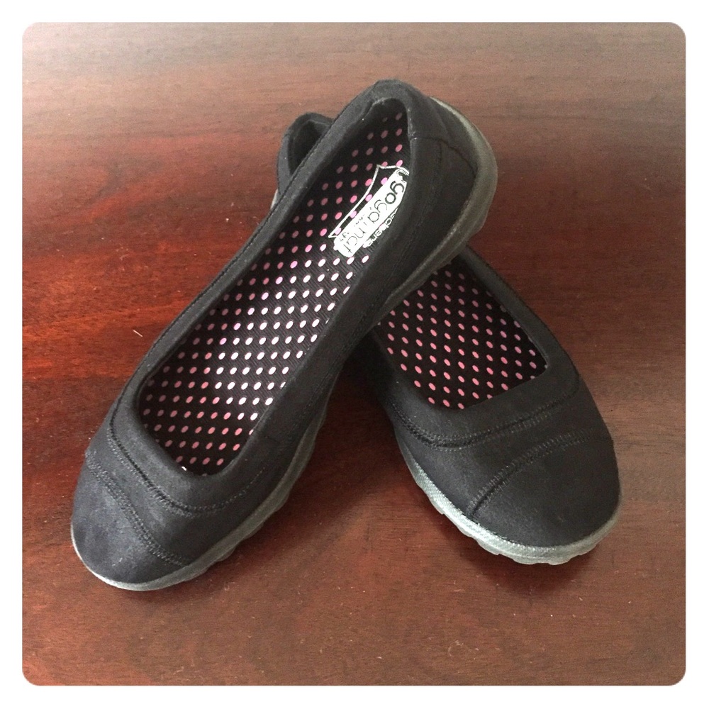 Black Skechers Flats