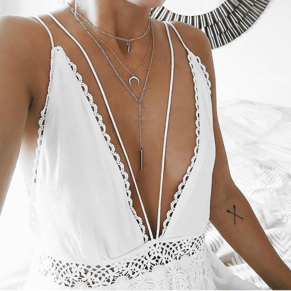 🟪ONE LEFT🟪 “Edessa" Deep V Neck Dress - Picture 3 of 5