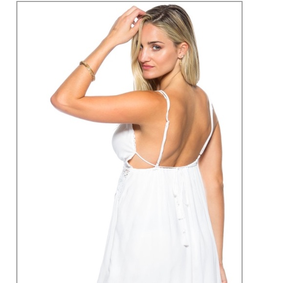 🟪ONE LEFT🟪 “Edessa" Deep V Neck Dress - Picture 4 of 5