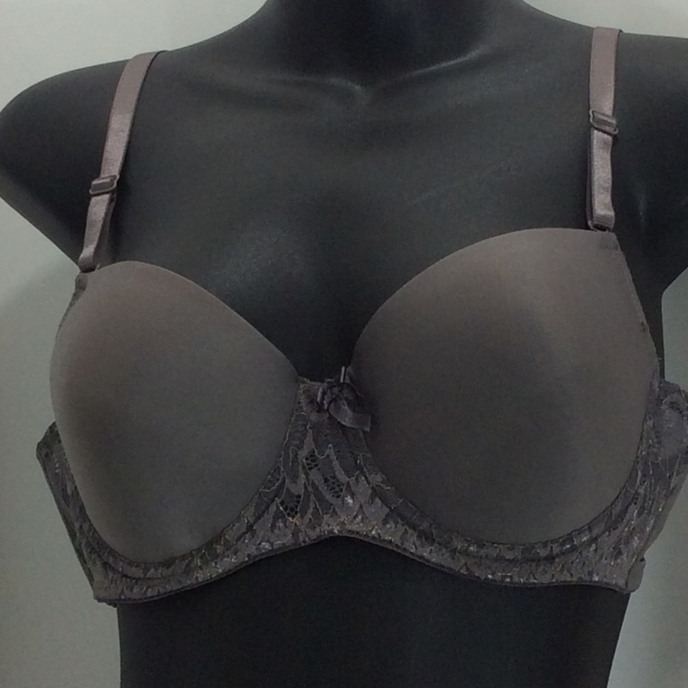 Ladies bra size 38C