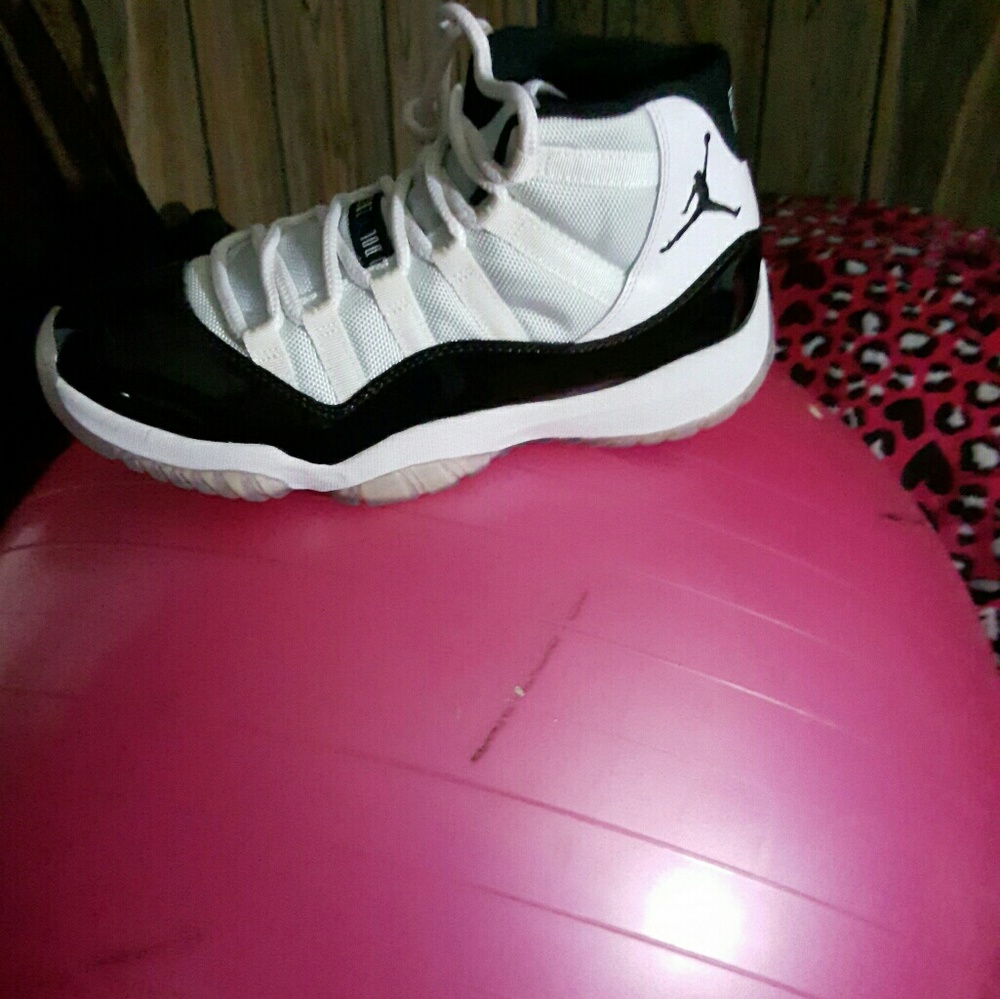 Meet your Posher, Felicia