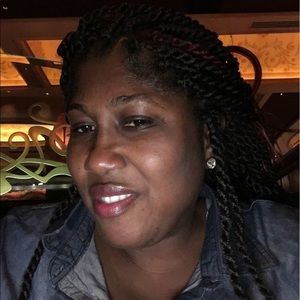 Meet your Posher, Carlene