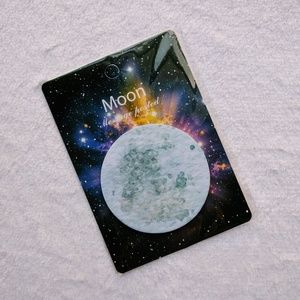 Sticky note moon planet