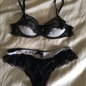 Agent Provocateur Fifi Bra and Panties Set