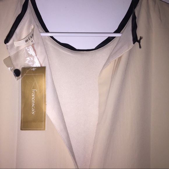 Cream colored dress from francescas boutique. - Picture 6 of 8