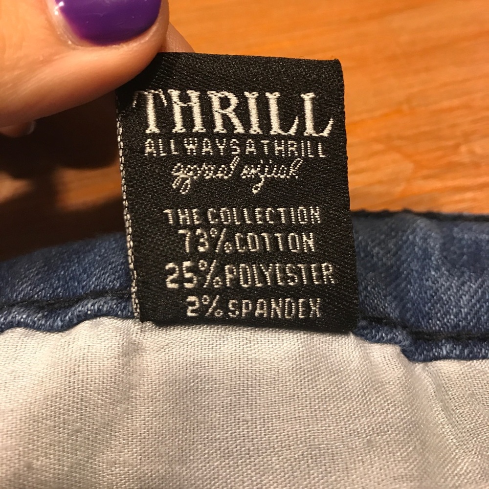 Shorts - Picture 6 of 6
