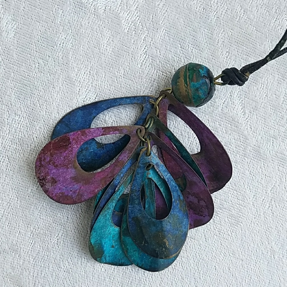 Unique Necklace - Picture 5 of 7