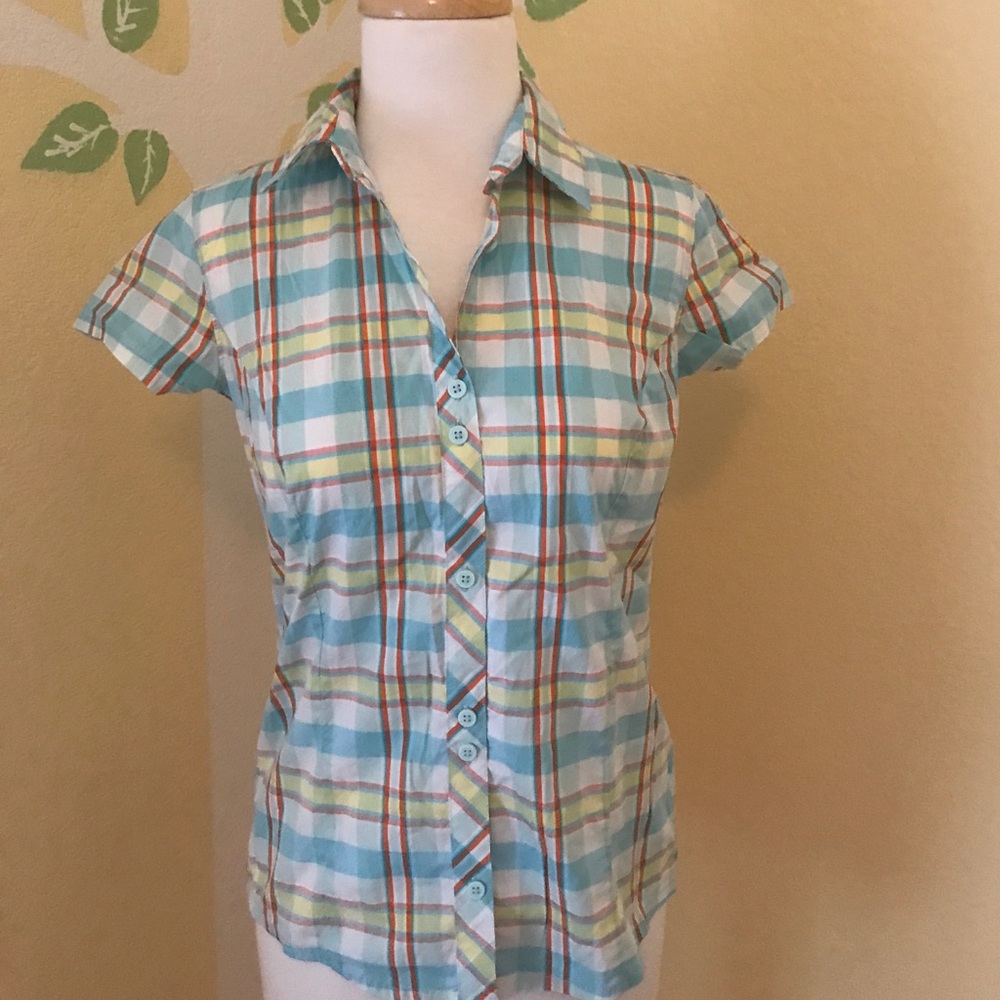 ‼️SALE - 5x $30‼️Columbia plaid button down ss XS
