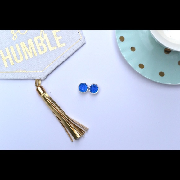 Blue Druzy Earrings - Picture 2 of 3