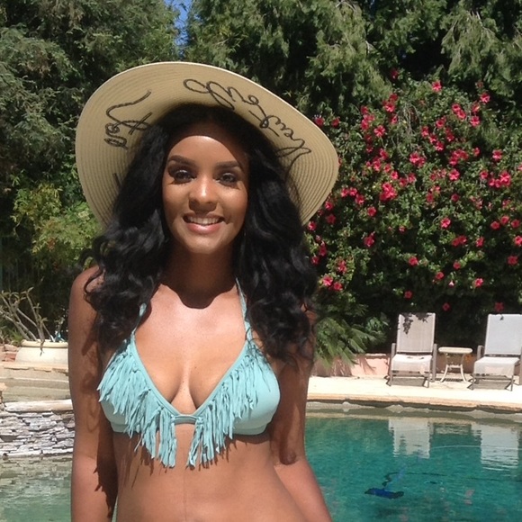 Do Not Disturb Floppy Sun Hat - Picture 8 of 8