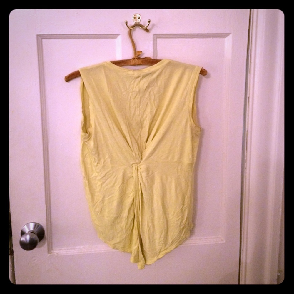 BCBG knot back tank