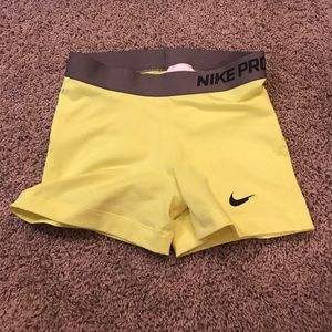 Nike pro dri-fit shorts size small