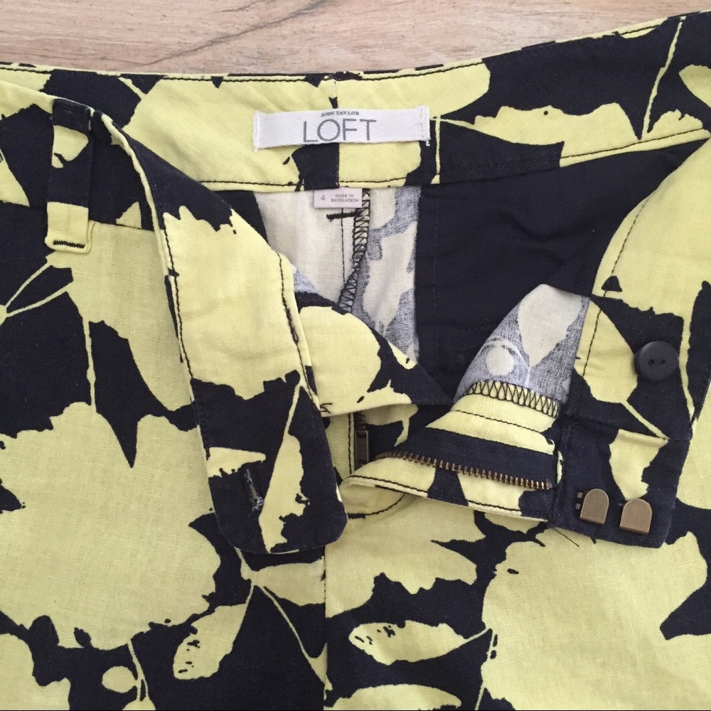 LOFT Linen Blend Shorts - Picture 4 of 5