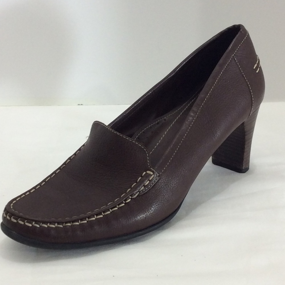 Ladies brown Hush puppies  10 US