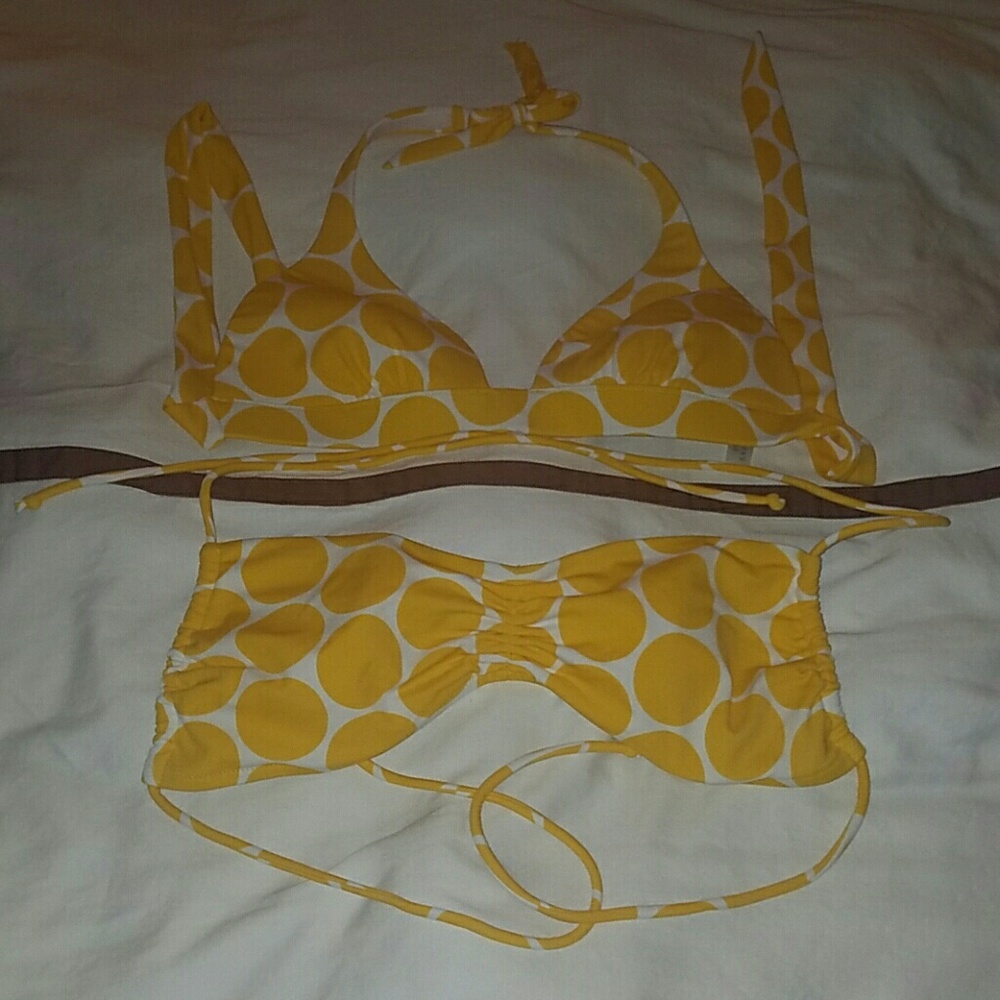 Victoria Secret's bathing suit tops