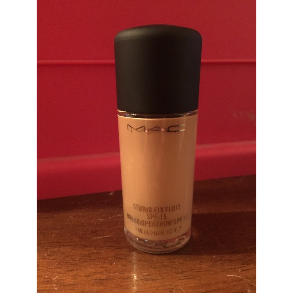 Mac studio fix foundation NW25