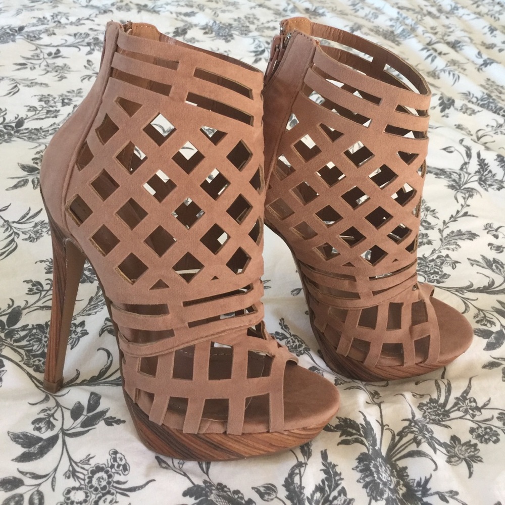 Lola Shoetique Heels