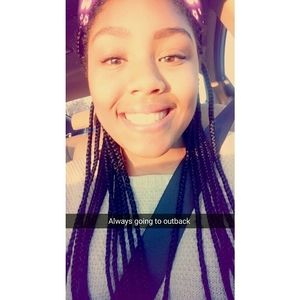 Meet your Posher, Bella