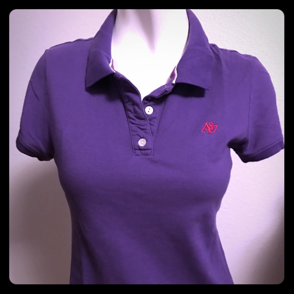Women's Aeropostal polo top purple fitted like new