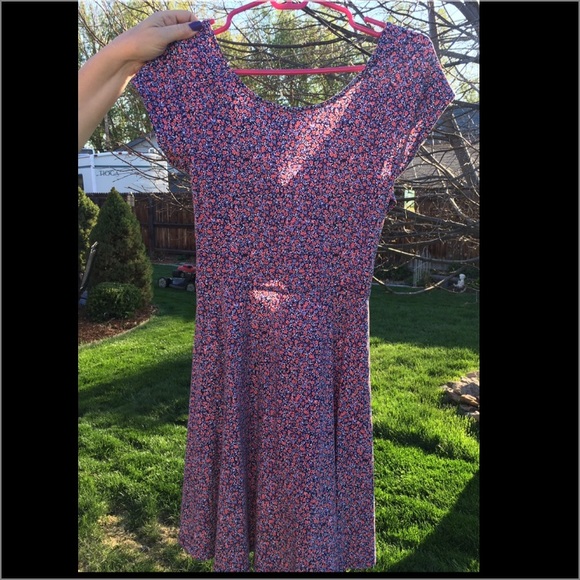 Dress - Picture 1 of 3