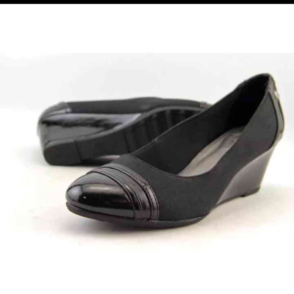 Life Stride wedges