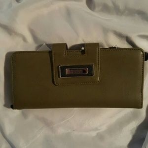 Kenneth Cole Reaction Wallet (with wrist strap)