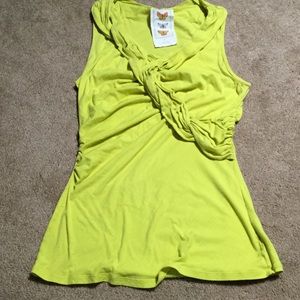 Anthropologie Yellow top w/detail