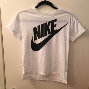 Nike T Shirt