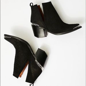 Jeffrey Campbell "Hunt the Plaines" Boot