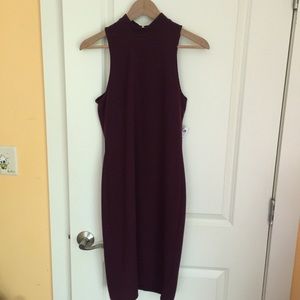 Maroon bodycon dress