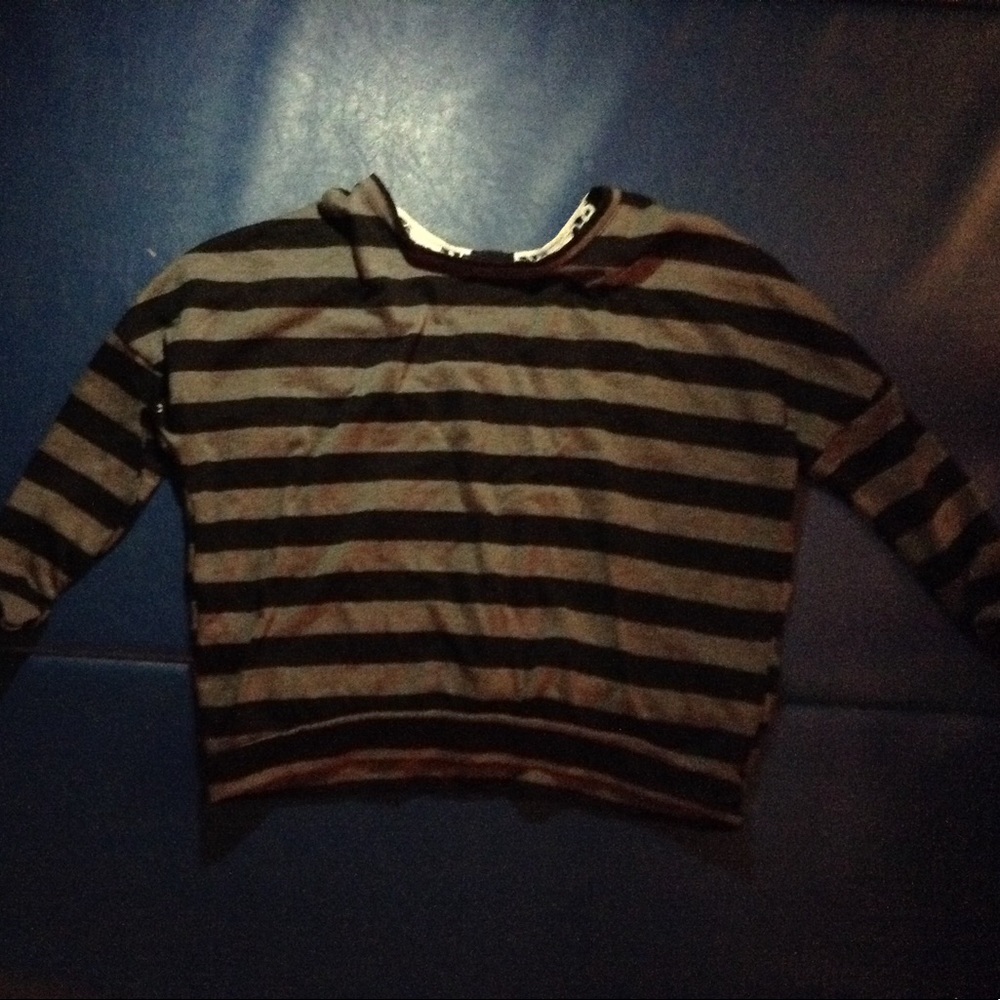 A Rue21 3/4 sleeve top