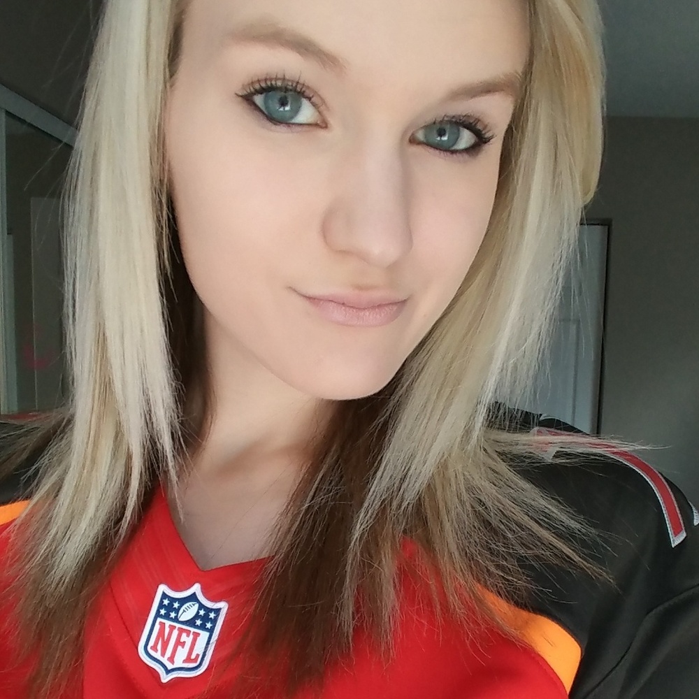 Meet your Posher, Brittny