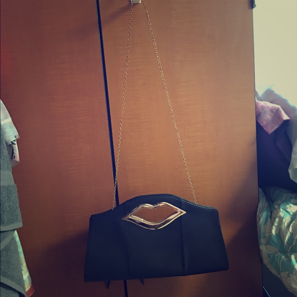 Black Crossbody Clutch