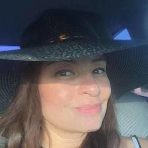 Meet your Posher, Sonia