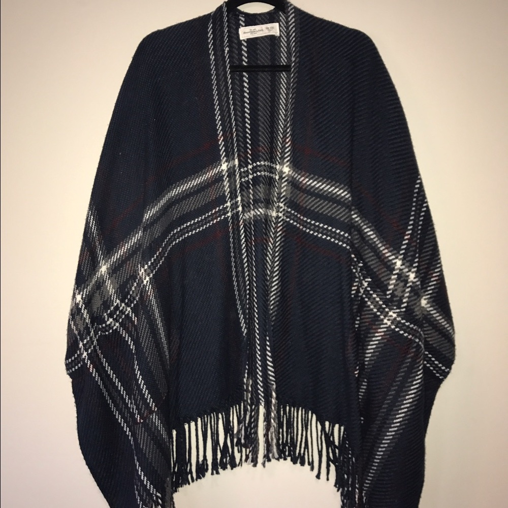 Abercrombie & Fitch Poncho/Sweater