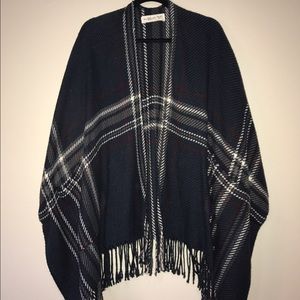 Abercrombie & Fitch Poncho/Sweater