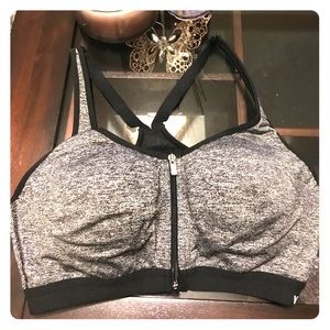 VSX front zip bra