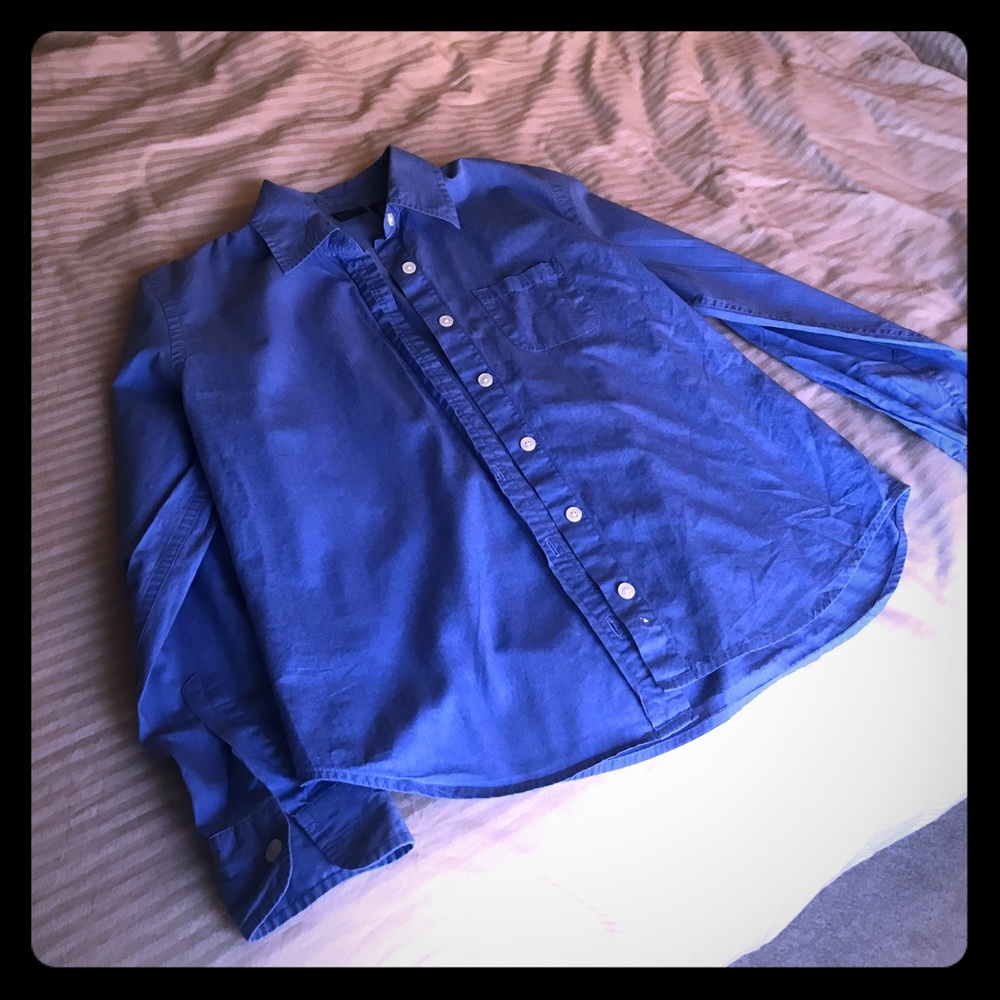 Gap Button Up