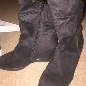 Heel boots
