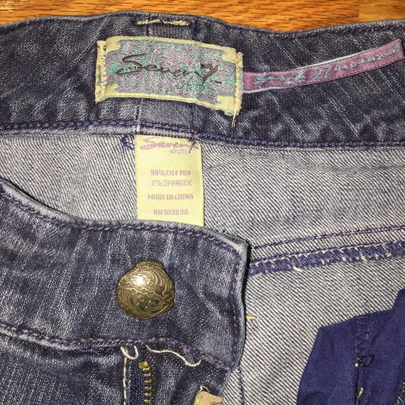 Seven Knee Length Shorts - Picture 2 of 3