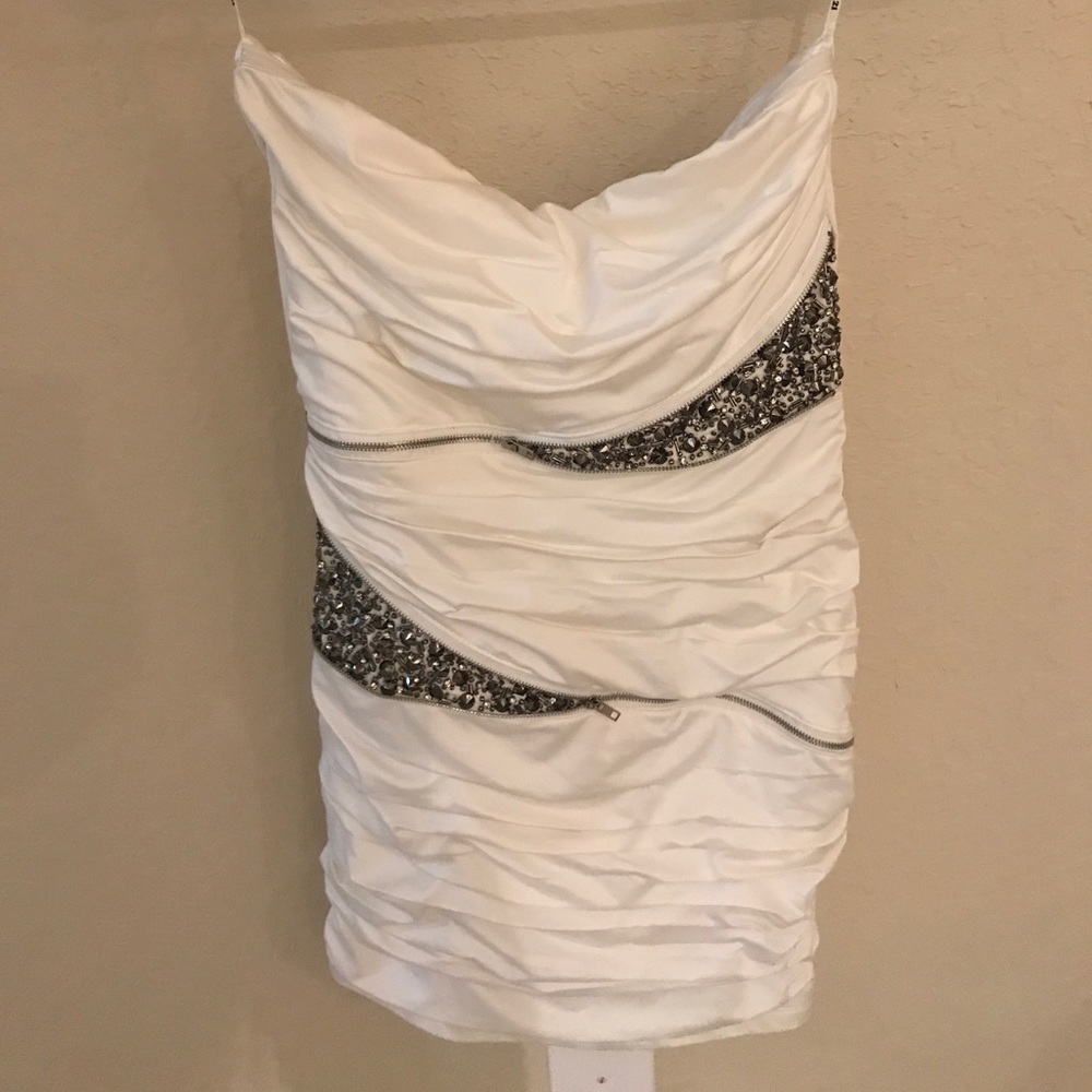 NWT Embellished white dress forever 21