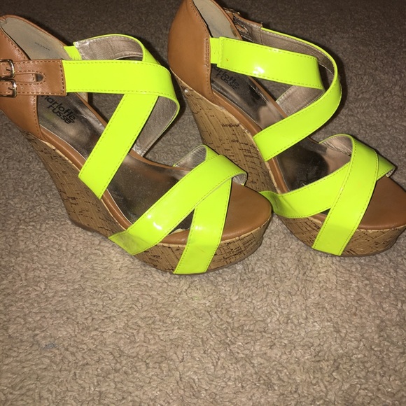 Wedge - Picture 2 of 4