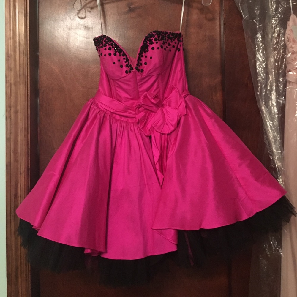 Super cute prom dress