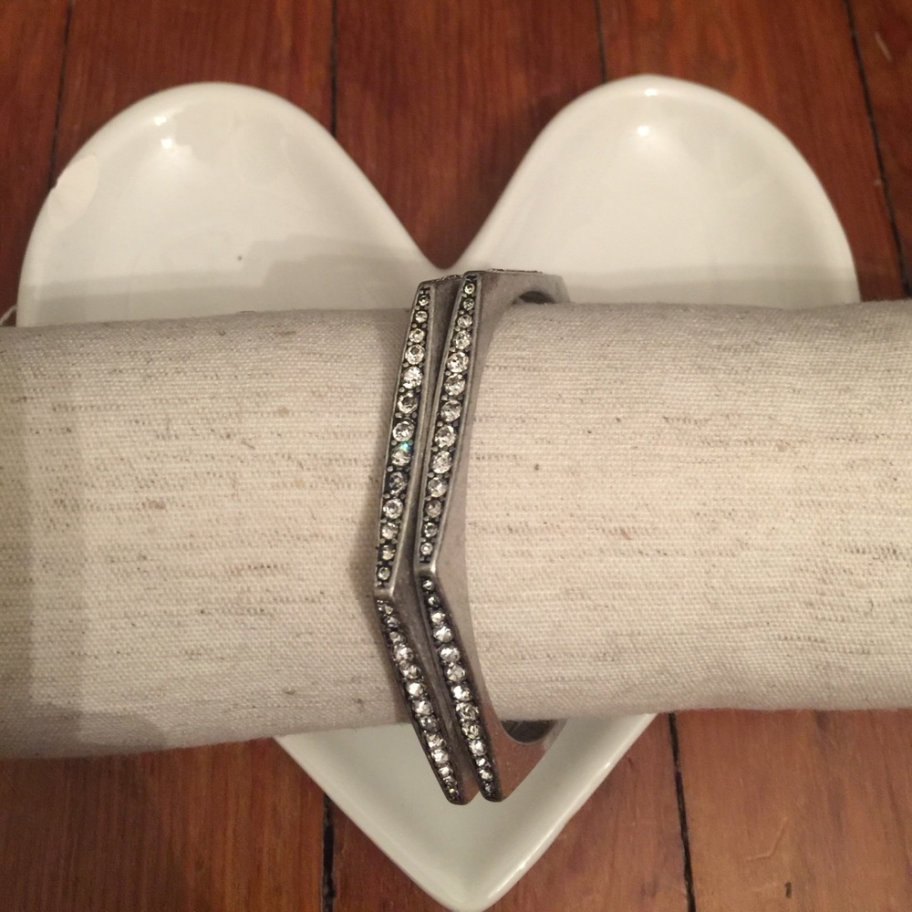 Chloe & Isabel Medina Hexagon Pave Bangle set