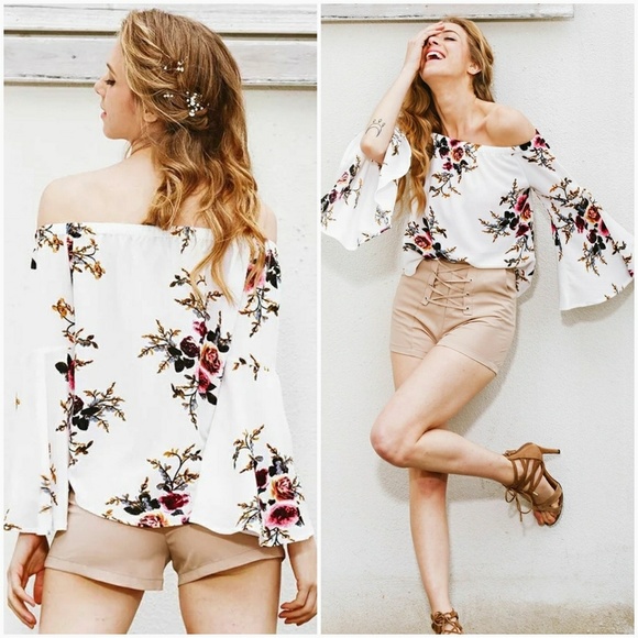Floral Off the Shldr Bell Sleeve Top - Picture 2 of 4